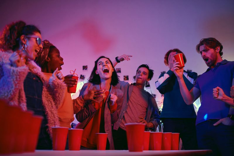 Alkoholové hry, beer pong